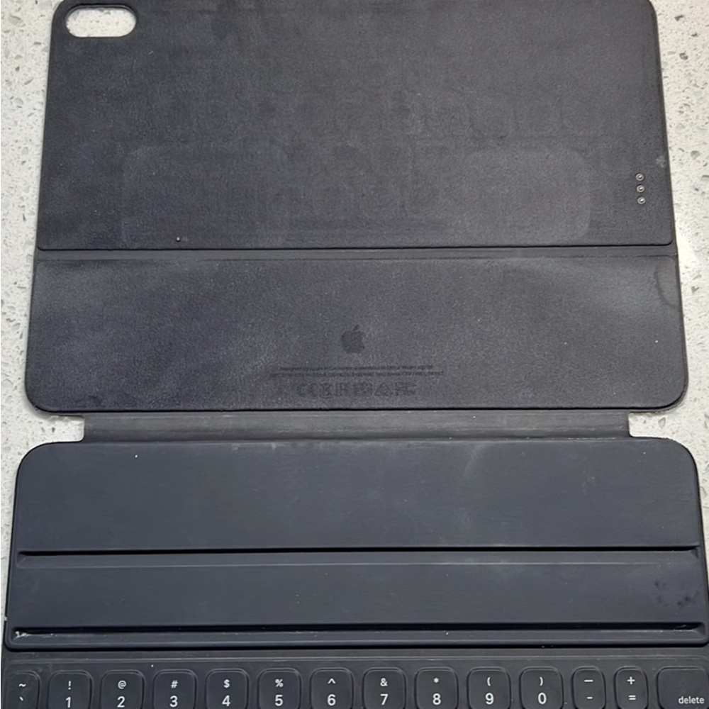 iPad Magic Keyboard